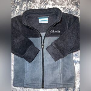 Columbia Charcoal and Black Fleece Jacket